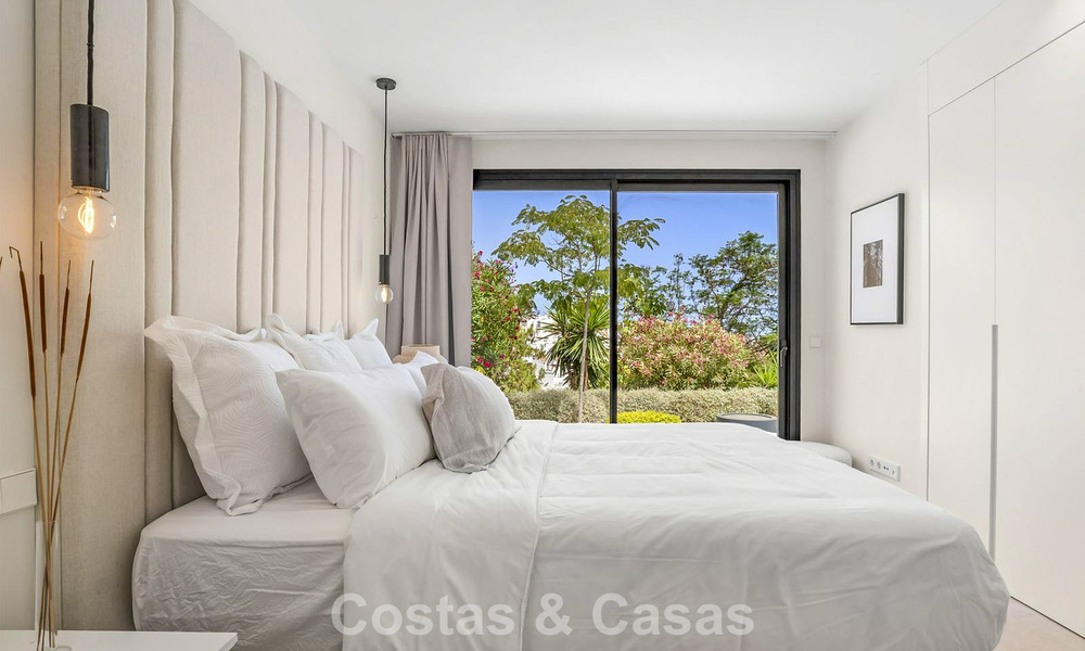 Modernised villa with contemporary mediterranean architecture for sale in Nueva Andalucía’s Golf Valley, Marbella 808004