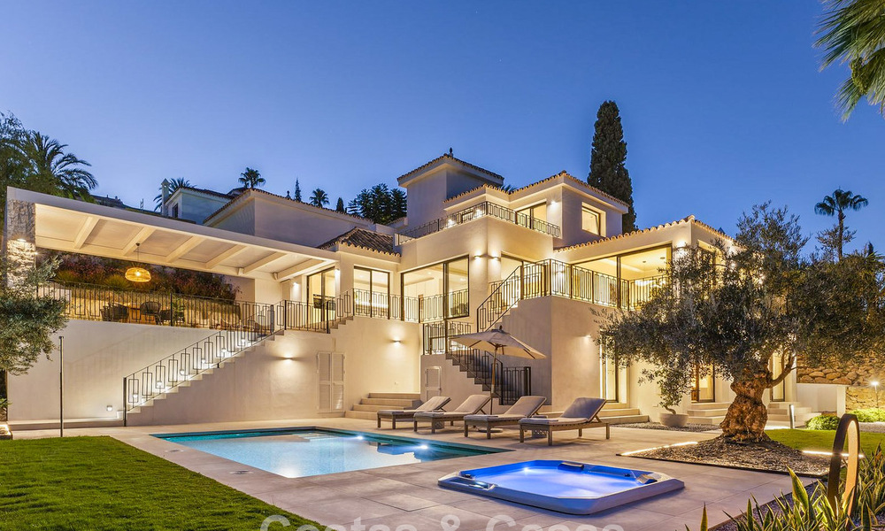 Modernised villa with contemporary mediterranean architecture for sale in Nueva Andalucía’s Golf Valley, Marbella 808013