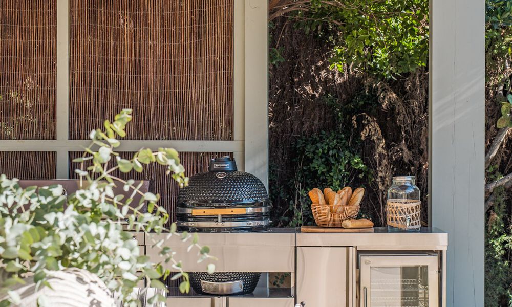 Mediterranean luxury villa with French-inspired interiors for sale in the heart of Nueva Andalucia, Marbella 808021