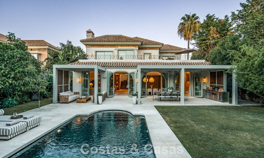 Mediterranean luxury villa with French-inspired interiors for sale in the heart of Nueva Andalucia, Marbella 808027