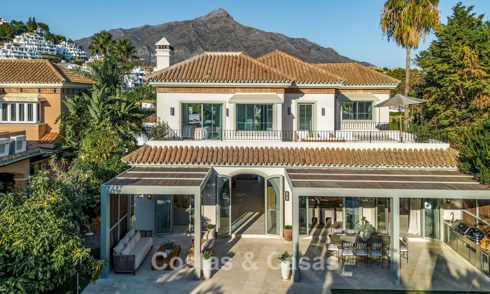 Mediterranean luxury villa with French-inspired interiors for sale in the heart of Nueva Andalucia, Marbella 808042
