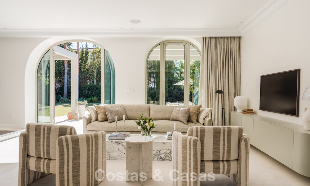 Mediterranean luxury villa with French-inspired interiors for sale in the heart of Nueva Andalucia, Marbella 808055