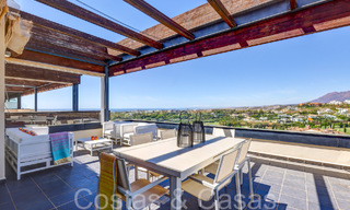 Contemporary golf apartments for sale in Hoyo 19, within a 5-star golf resort, New Golden Mile, Marbella - Benahavís 807497 