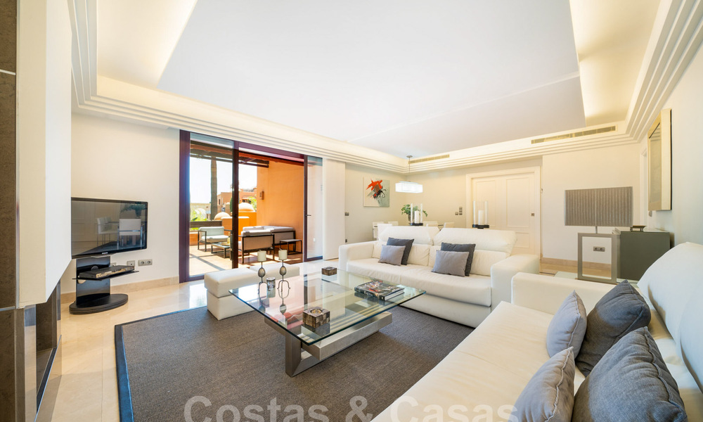 Apartments for sale in La Alzambra, within walking distance of Puerto Banús in Nueva Andalucía, Marbella 807719