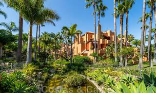 Apartments for sale in La Alzambra, within walking distance of Puerto Banús in Nueva Andalucía, Marbella 807725 