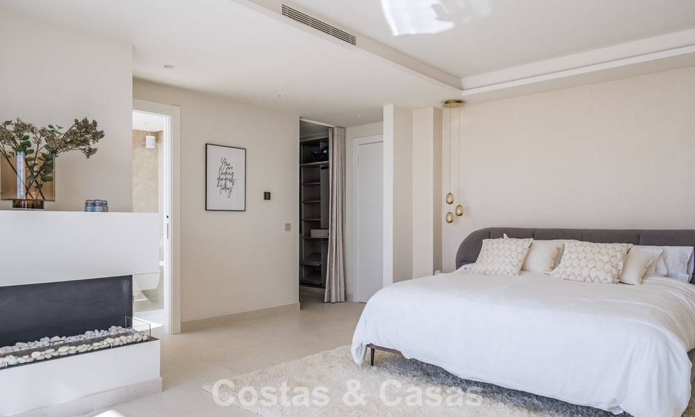 Luxury duplex penthouse with panoramic views for sale in Nueva Andalucía’s golf valley, Marbella 808078
