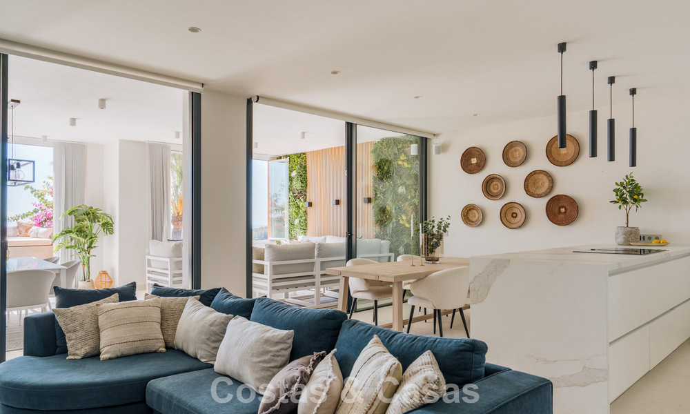 Luxury duplex penthouse with panoramic views for sale in Nueva Andalucía’s golf valley, Marbella 808097