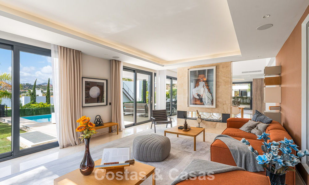 Contemporary luxury villa with minimalist design for sale in Nueva Andalucía, Marbella 808107
