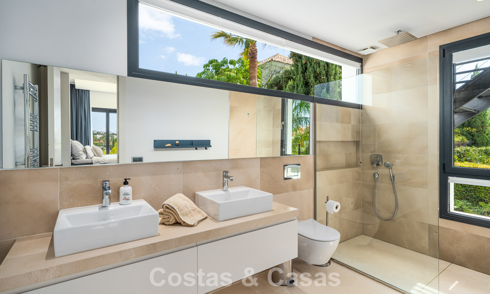 Contemporary luxury villa with minimalist design for sale in Nueva Andalucía, Marbella 808108