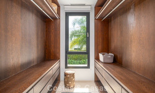 Contemporary luxury villa with minimalist design for sale in Nueva Andalucía, Marbella 808109 