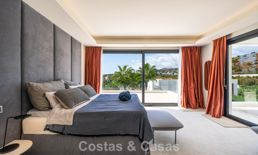 Contemporary luxury villa with minimalist design for sale in Nueva Andalucía, Marbella 808111