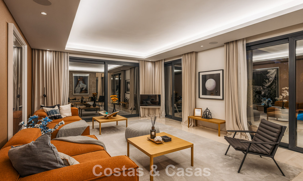 Contemporary luxury villa with minimalist design for sale in Nueva Andalucía, Marbella 808131