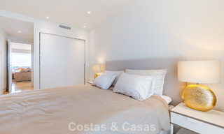 Modern apartment for sale with plunge pool and sea views in a boutique development in Nueva Andalucía’s golf valley, Marbella 808134 