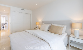 Modern apartment for sale with plunge pool and sea views in a boutique development in Nueva Andalucía’s golf valley, Marbella 808136 