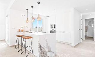 Spacious apartments for sale in La Maestranza just a stone’s throw from all amenities in Nueva Andalucía, Marbella 808271 