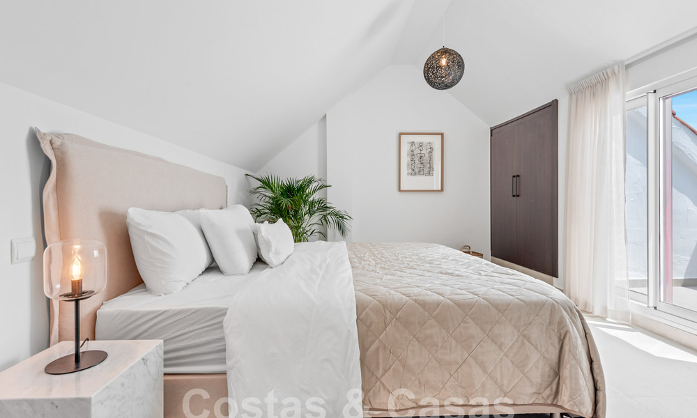 Spacious apartments for sale in La Maestranza just a stone’s throw from all amenities in Nueva Andalucía, Marbella 808296