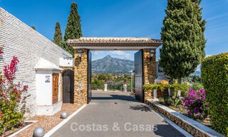 Charming townhouse for sale in a gated community just a stone’s throw from Puerto Banús, Marbella 808516 