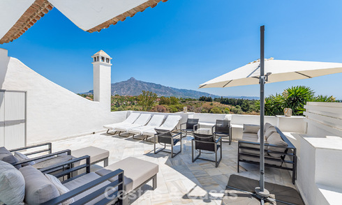 Charming townhouse for sale in a gated community just a stone’s throw from Puerto Banús, Marbella 808520