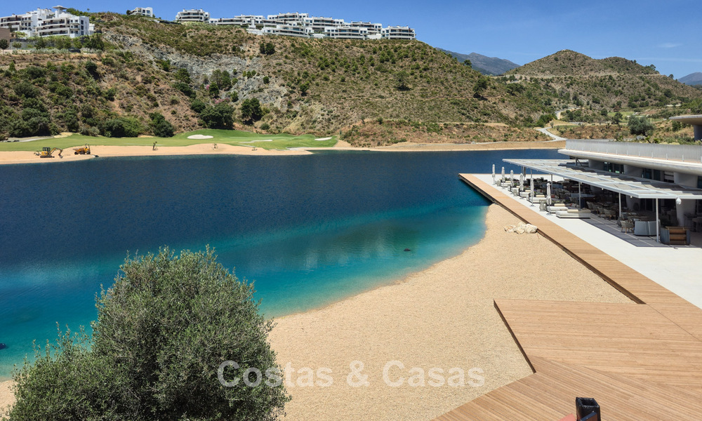 Contemporary luxury apartments for sale at the prestigious La Quinta Resort, Marbella - Benahavís 808682