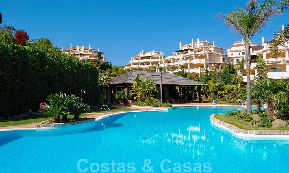 Luxury first line golf apartments to buy in the area of Marbella - Benahavis 23831