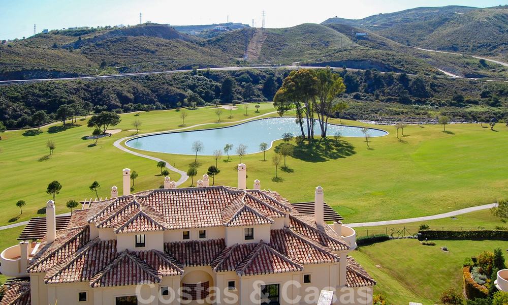 Luxury first line golf apartments to buy in the area of Marbella - Benahavis 23832