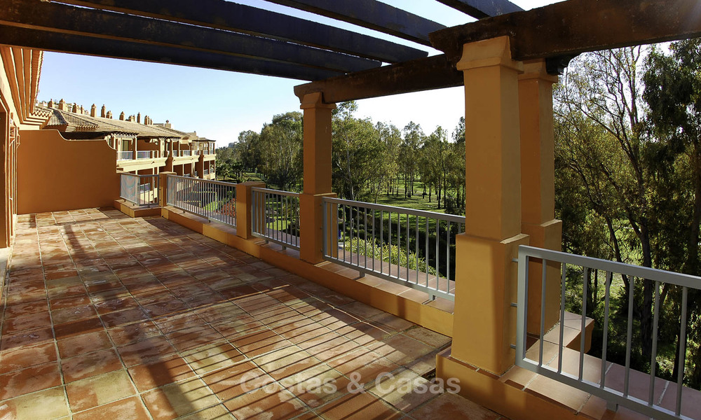 Luxury frontline golf apartments for sale Marbella - Benahavis 26749