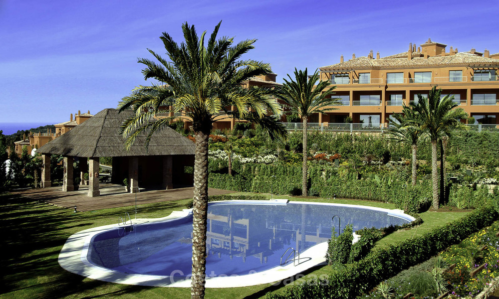 Luxury frontline golf apartments for sale Marbella - Benahavis 26753
