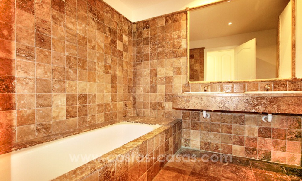 Luxury frontline golf apartments for sale in Marbella - Benahavis 791125