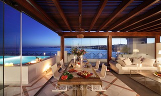 Frontline beach luxury 3 bedroom apartment for sale, Estepona, Costa del Sol with open sea view 9787 