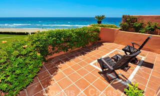Exclusive beachfront penthouse apartment for sale, frontline beach of Los Monteros in Marbella 37173 