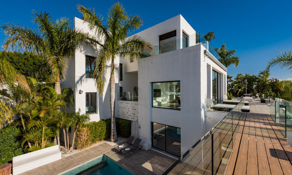 Exclusive modern villa to buy, golf course, Marbella – Benahavis 37625