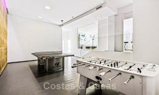 Modern luxury illa for sale in a golf course urbanization in Marbella - Benahavis 49488 