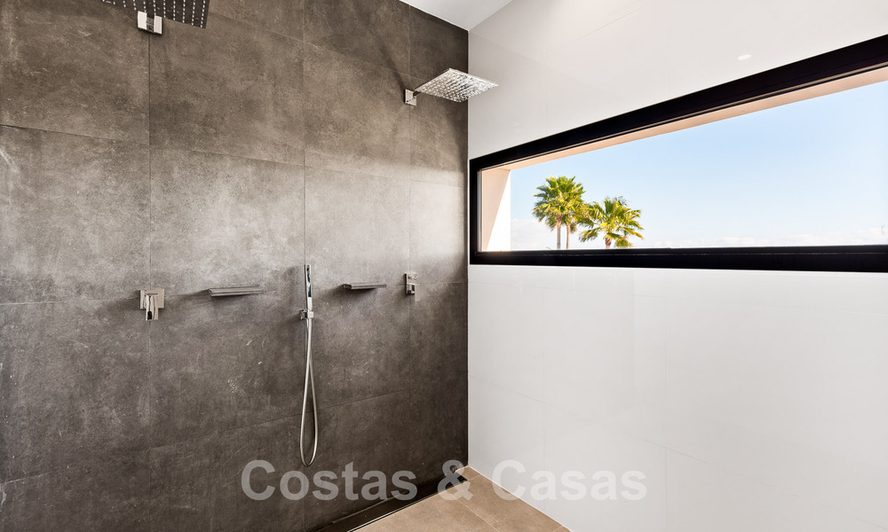 Modern luxury illa for sale in a golf course urbanization in Marbella - Benahavis 49505