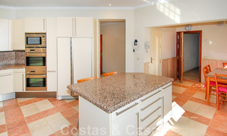 Beachfront exclusive villa for sale in prestigious urbanisation of East Marbella 30509 