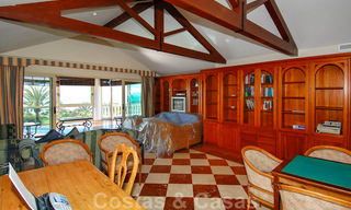 Beachfront exclusive villa for sale in prestigious urbanisation of East Marbella 30532 
