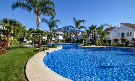 Bargain apartments for sale on cozy gated resort in Nueva Andalucía - Marbella 20686