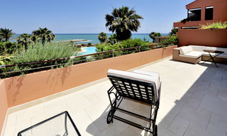 Luxury frontline sea apartments for sale in Malibu, Puerto Banus, Marbella 23197 