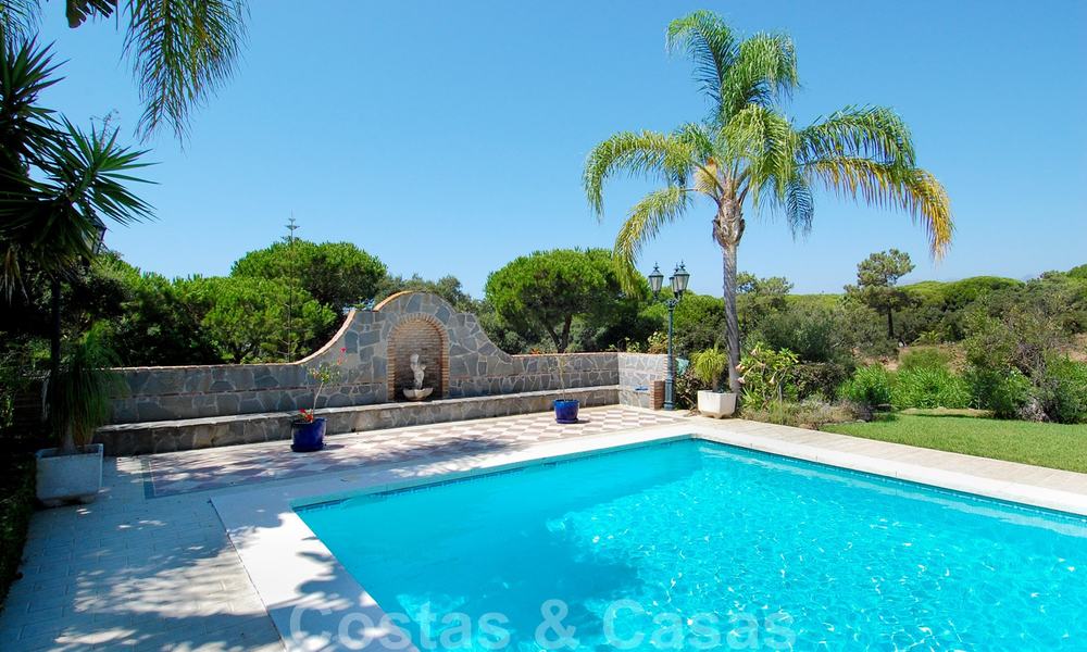 Colonial styled luxury villa to buy in Marbella East. 22580