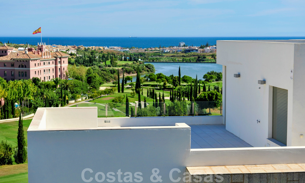Modern luxury frontline golf apartments with stunning golf and sea views for sale in Marbella - Benahavis 23896