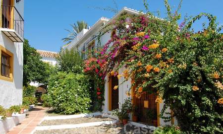Townhouses for sale in an pueblo style Andalucian villages in Marbella 28250