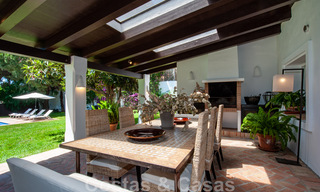 Traditional Mediterranean luxury villa on a large plot for sale on the Golden Mile in Marbella 44201 