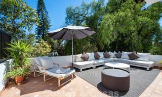 Traditional Mediterranean luxury villa on a large plot for sale on the Golden Mile in Marbella 44226 