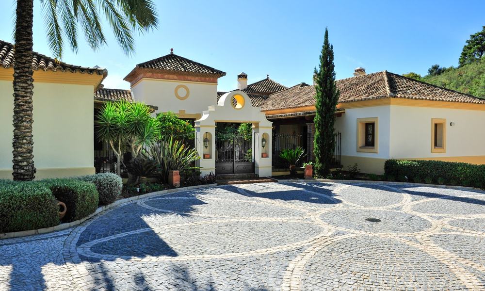 Charming luxury Andalusian style villa to buy in La Zagaleta, an exclusive golf resort in Marbella - Benahavis 20419