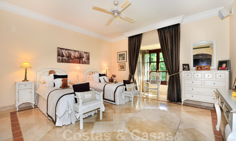 Charming luxury Andalusian style villa to buy in La Zagaleta, an exclusive golf resort in Marbella - Benahavis 20427