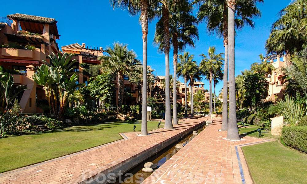 Luxury apartments and penthouses for sale on beachfront complex in San Pedro in Marbella 29896