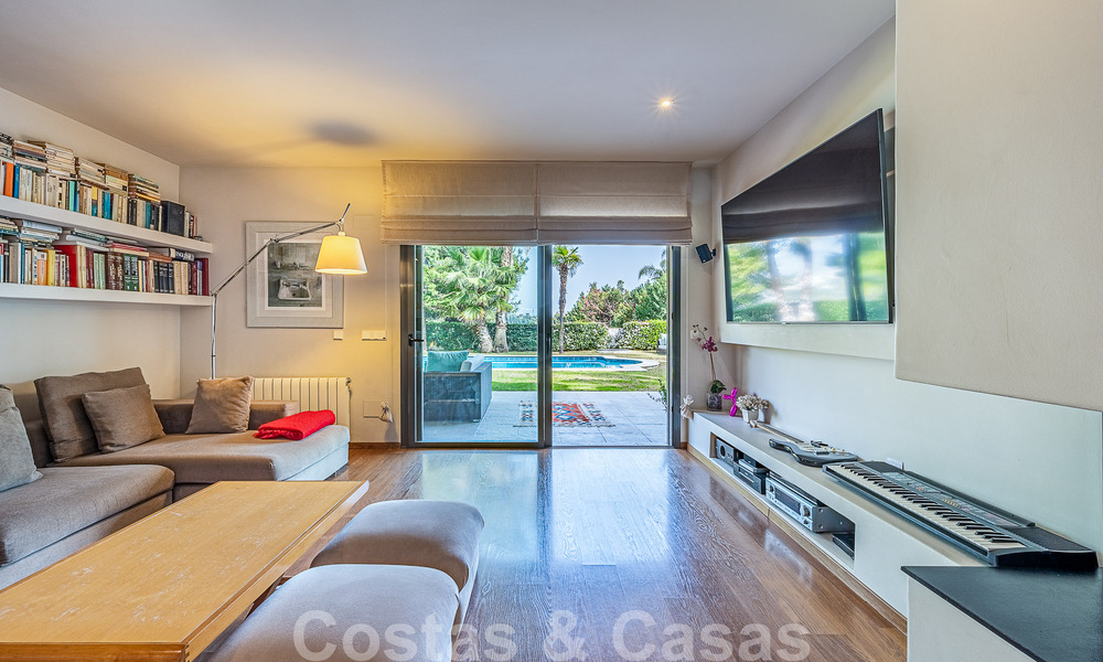 Modern luxury villa for sale in Nueva Andalucia's golf valley, walking distance to Puerto Banus, Marbella 51060