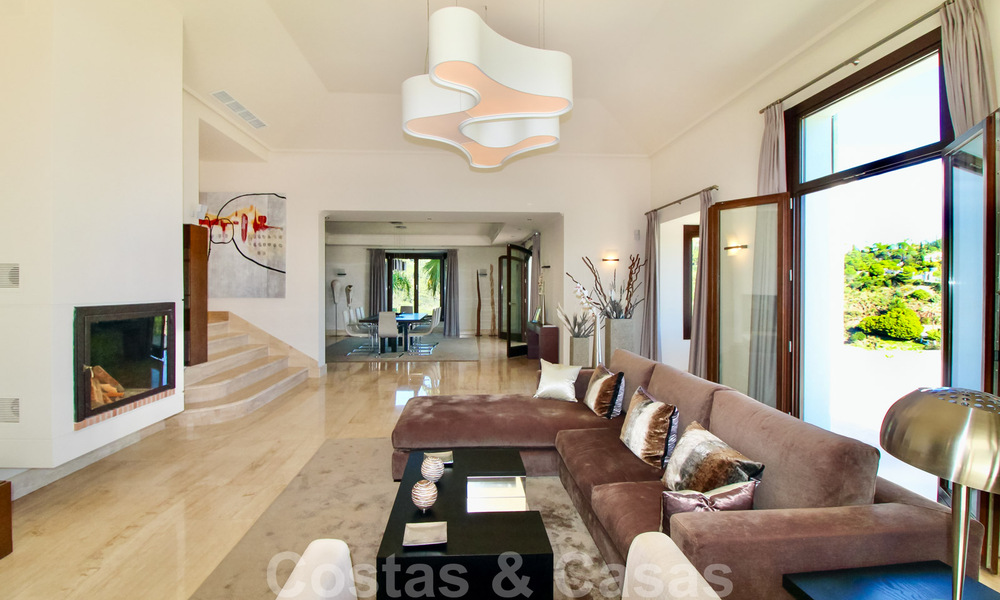 Luxury modern-Andalusian styled villa to buy in gated and secure community in Marbella - Benahavis 31584