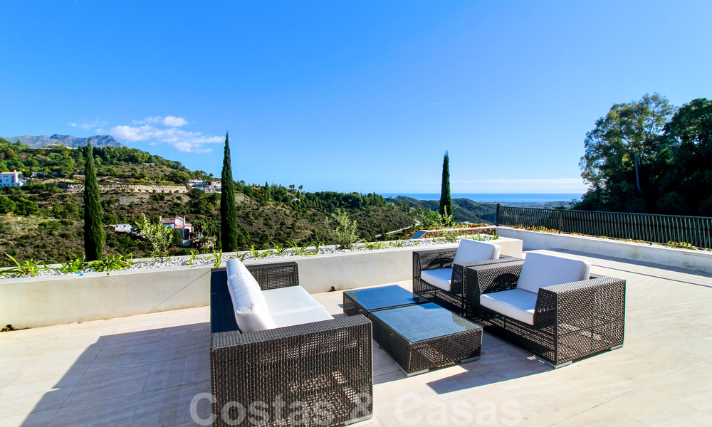 Luxury modern-Andalusian styled villa to buy in gated and secure community in Marbella - Benahavis 31585