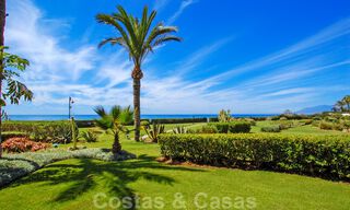 Beachfront luxury apartments and penthouses for sale in Marbella 33847 