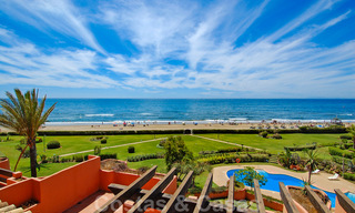 Beachfront luxury apartments and penthouses for sale in Marbella 33859 